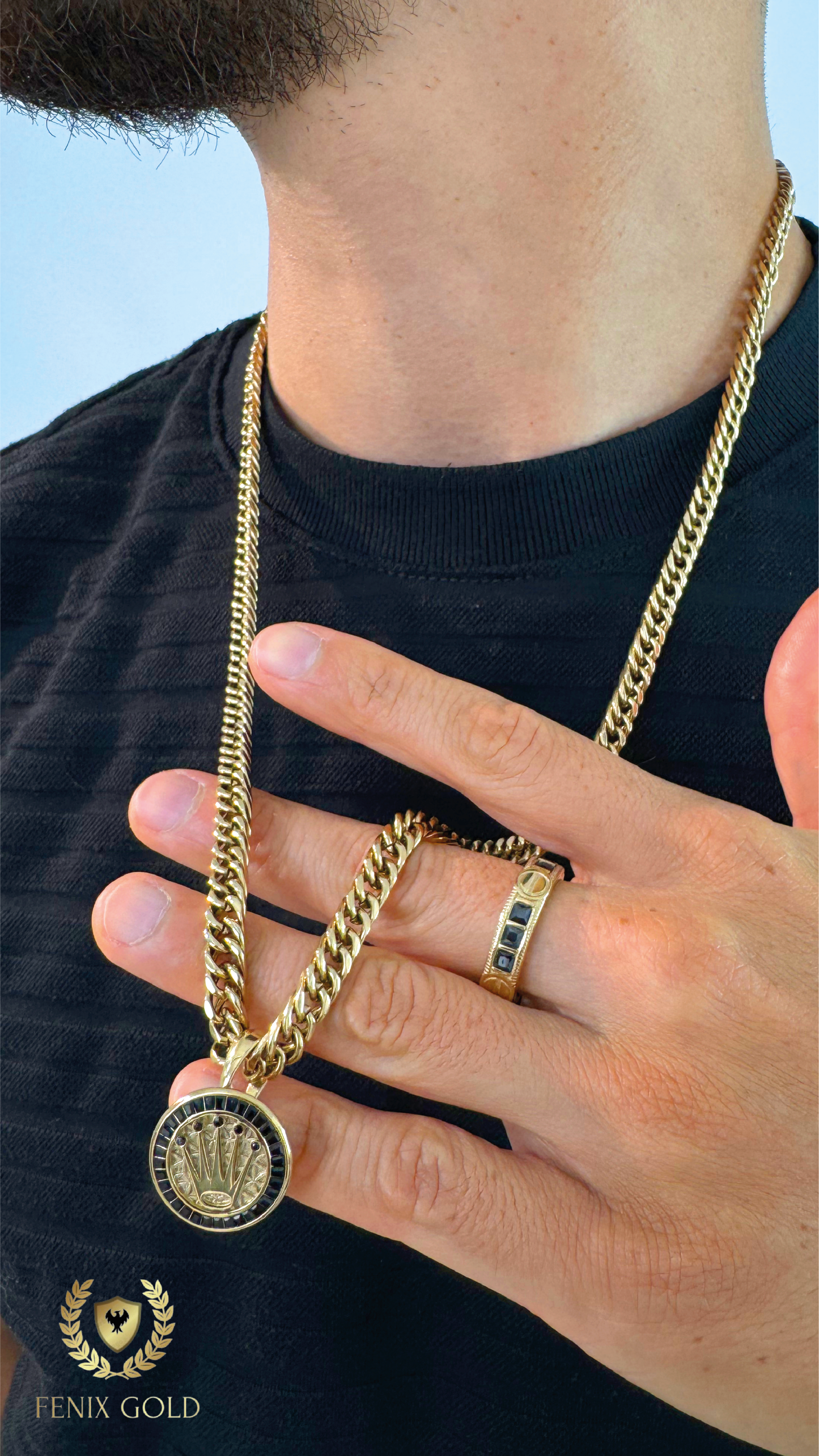 Dije Medalla Monarca Gemas Negras