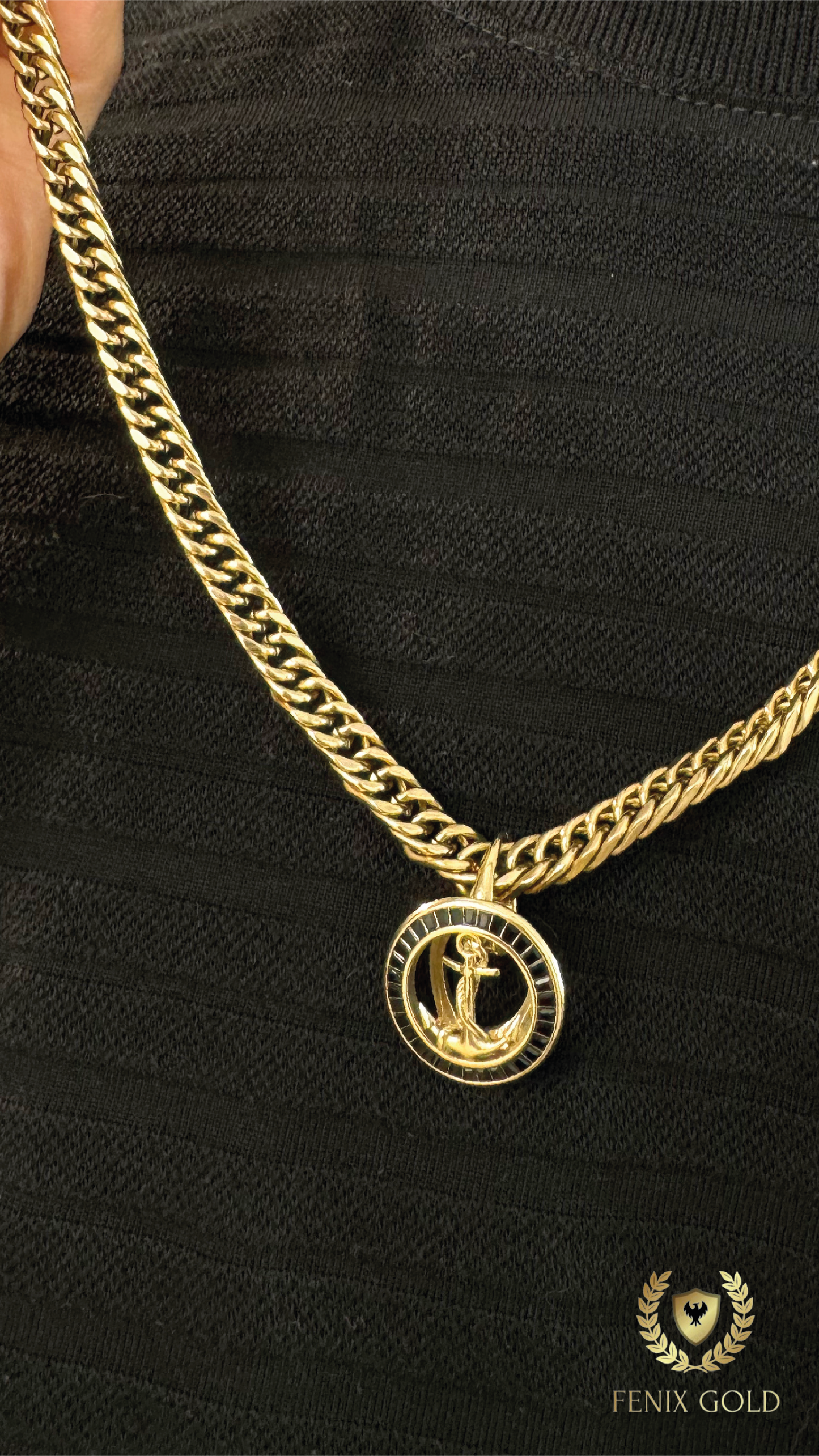 Dije Medalla Ancla Gemas Negras