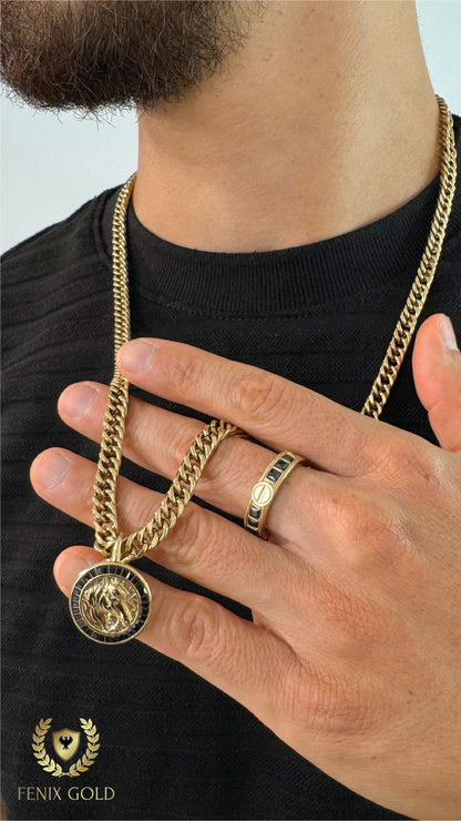 Dije Medalla Equus Gemas Negras